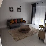 Ls House * A dos Cunhados