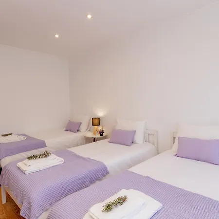 Villa Ls House-a Passos Do Mar *