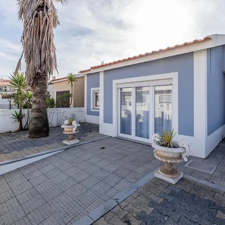 Villa Ls House-a Passos Do Mar