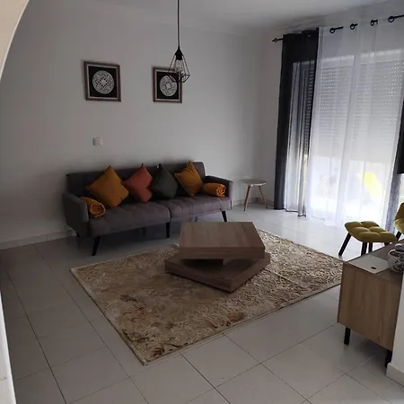 Villa Ls House *