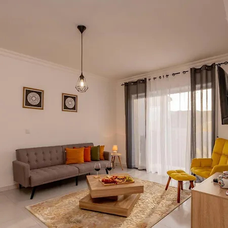Βίλα Ls House