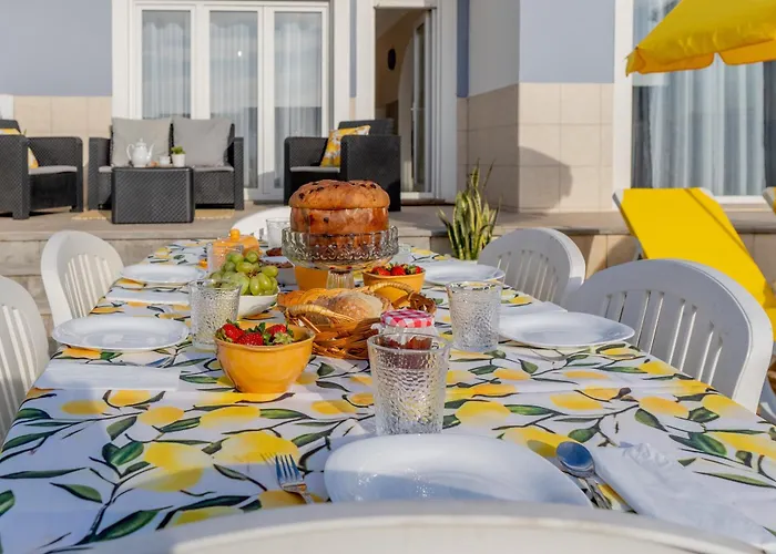 Ls House-a Passos Do Mar